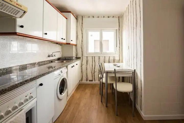 Apartamento Ezcurdia 22 Playa De San Lorenzo Primera Linea กิฮอน ภายนอก รูปภาพ