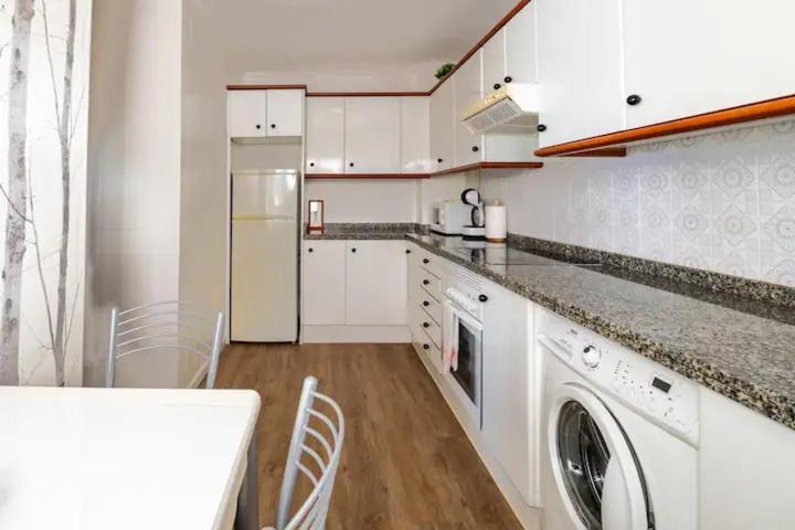 Apartamento Ezcurdia 22 Playa De San Lorenzo Primera Linea กิฮอน ภายนอก รูปภาพ